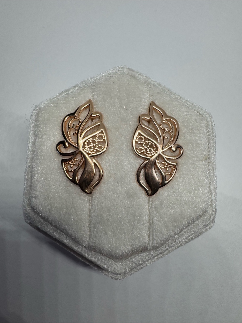 Vintage 14K 585 Rolled Gold Earrings | Not Solid Gold - Picture 6 of 13